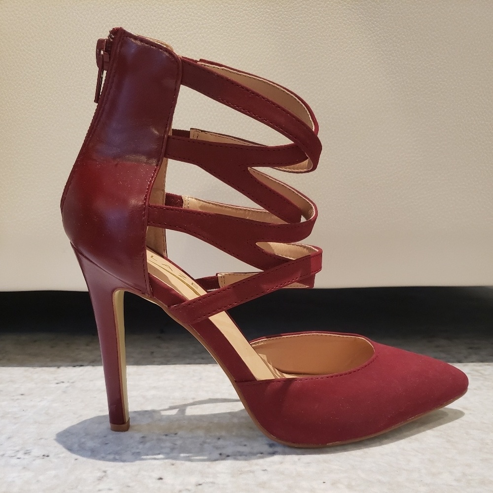 Red leather/suede ladies pump